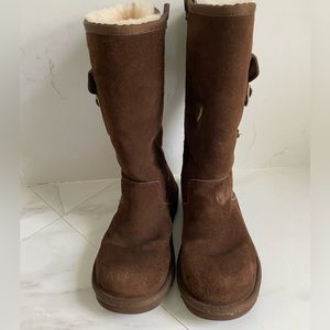 UGG Australia Cargo Suede Leather W/Sheepskin Lined Brown Boots S/N 1968 size 4